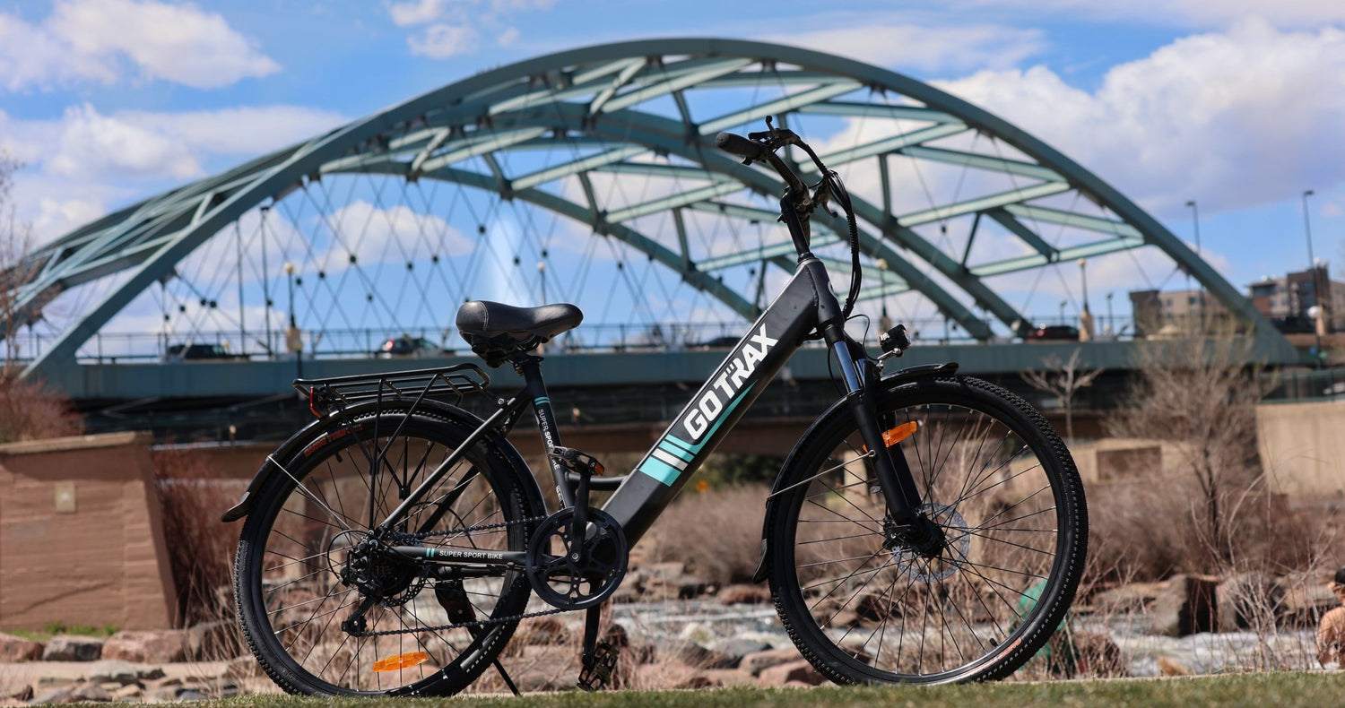 Gifting Grandma and Grandpa an E-Bike—A Great Choice this Holiday Season - GOTRAX