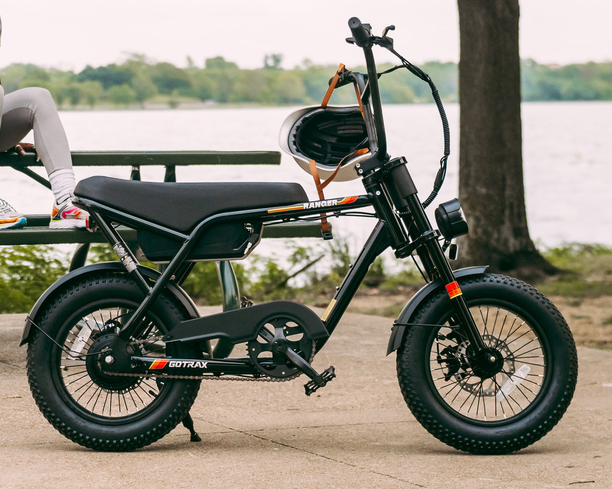 Moto style, eBike rules.
