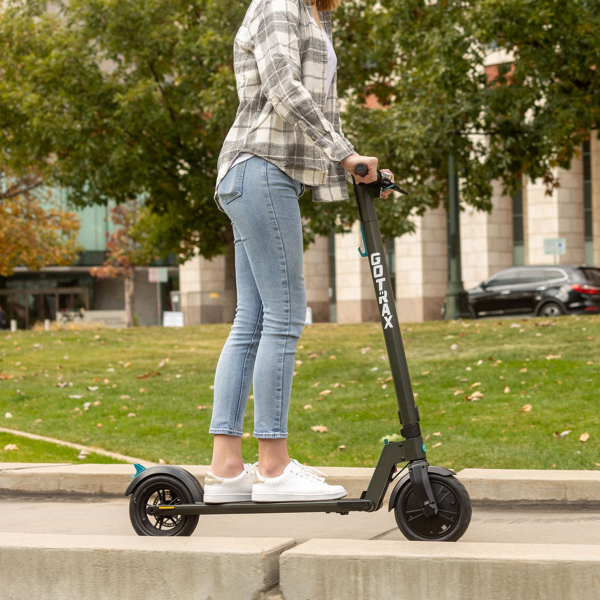 Gotrack Rival Rival Electric Scooter - GOTRAX.com